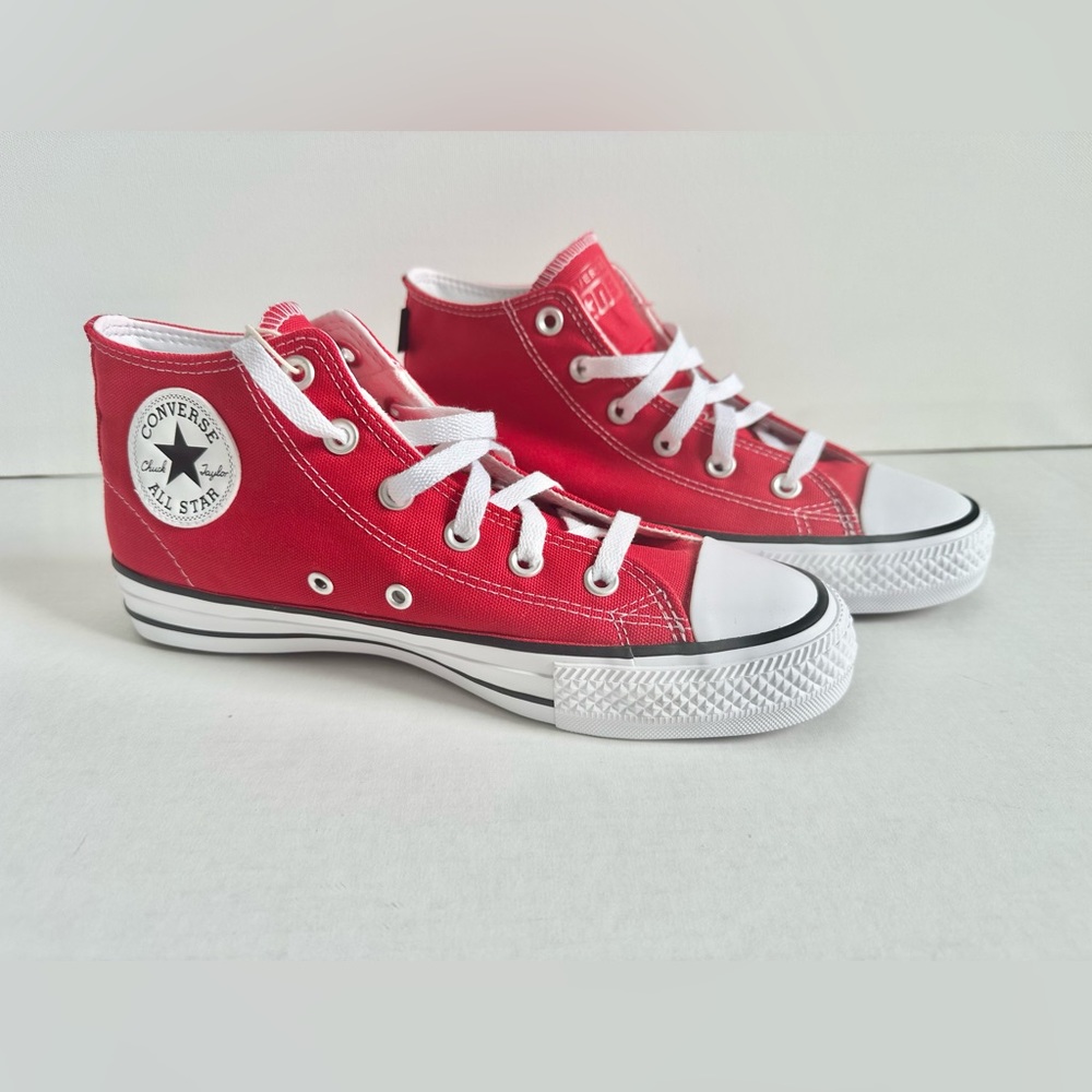 Unisex  Chuck Taylor’s